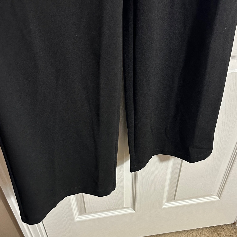 Nina Leonard Sleeveless Black Wide-Leg Jumpsuit - Picture 4 of 9
